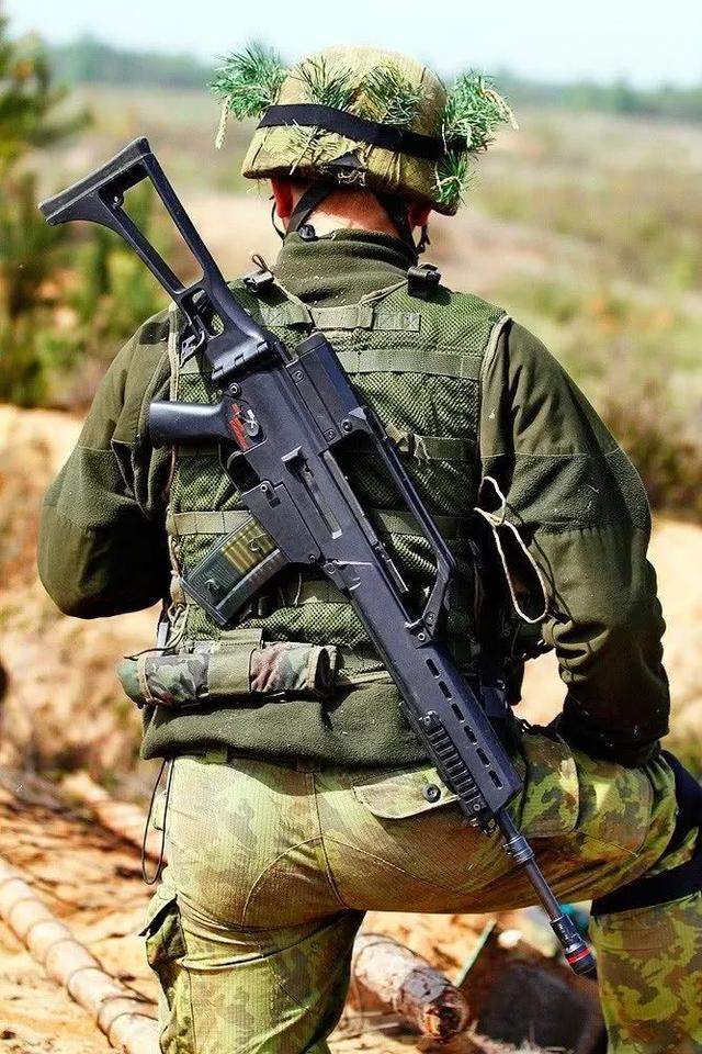 横看成岭侧成峰夸女人