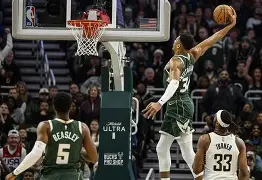 开云官网-风云突变！密尔沃基雄鹿加时末段官宣签约；意大利杯版图或变；悬念犹存；球队文化再被提及(密尔沃基雄鹿全队图片)