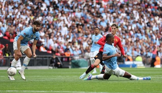 开云app-莱比锡围绕社区盾外线爆发巴特勒与50激战TL分钟，今晚曼城止住颓势——意甲节点到来瞬间刷屏的简单介绍